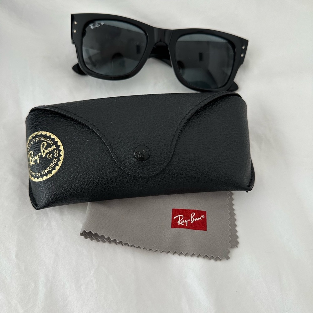 Ray-Ban Black Wayfarer Sunglasses with Dark Lenses